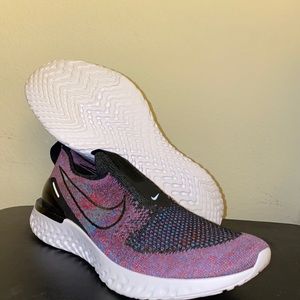 Nike Epic Phantom React Women’s size 11.5
